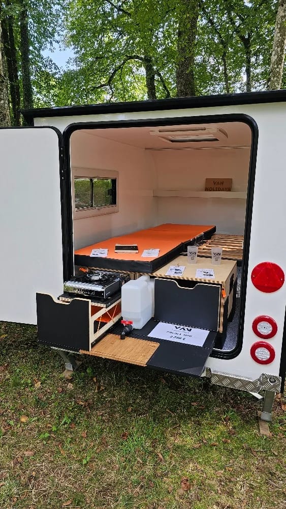Remorque Vanholidays - Isolée et équipée en électricité – Image 19