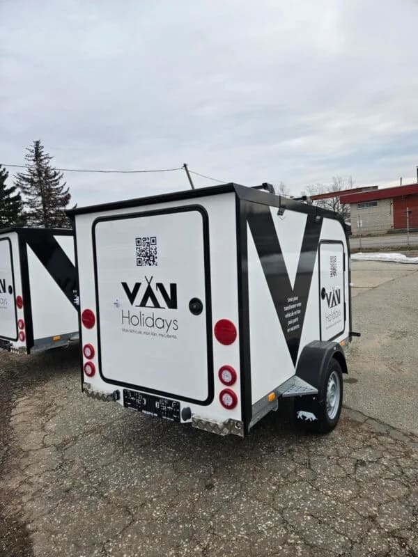 Remorque Vanholidays - Isolée et équipée en électricité – Image 10
